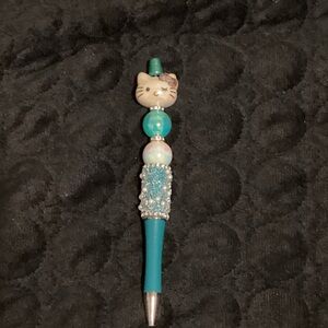 Charming Cat-Themed Teal Pen